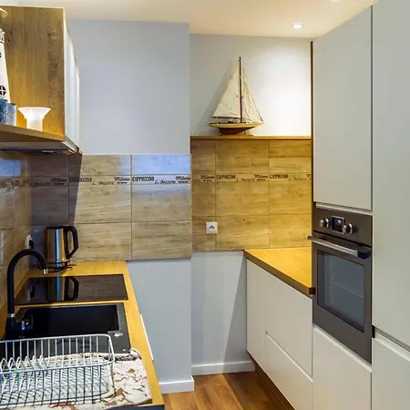 Apartament Ahoy Przy Plazy Z Widokiem Na Morze Puck