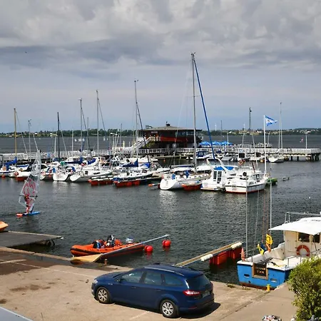 Ahoy Przy Plazy Z Widokiem Na Morze Puck