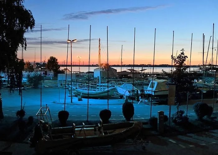 Ahoy Przy Plazy Z Widokiem Na Morze Puck