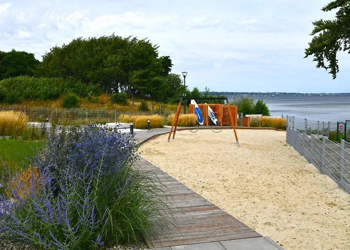 Ahoy Przy Plazy Z Widokiem Na Morze Daire Puck